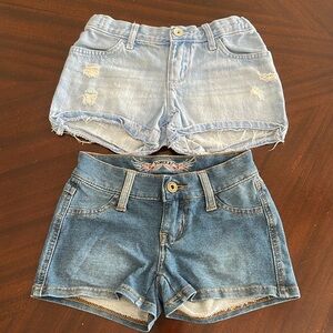 4 for $13 - Lots of two girl’s denim shorts size 6-7